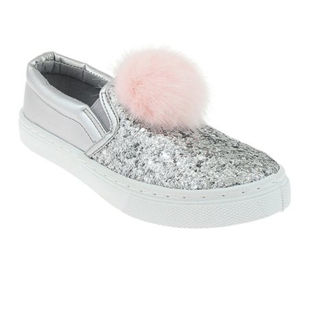 Girls silver shoes by Capelli are NWT. Size 3